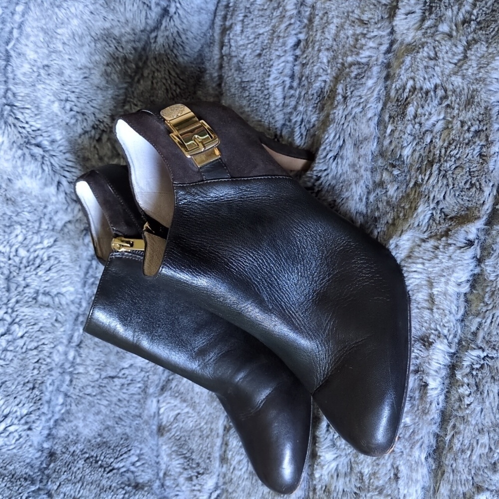 Women's Vince Camuto Velino Booties sz 9​​​